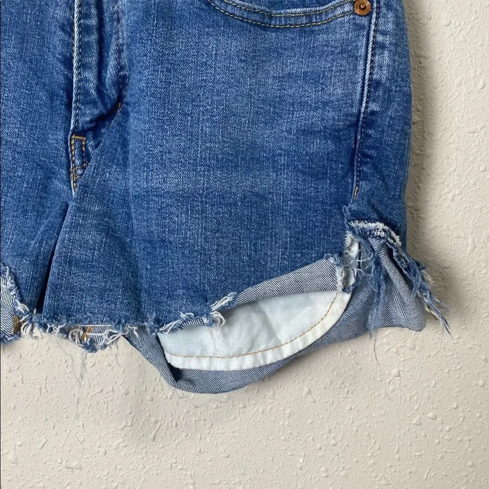 Levi’s 511 Cutoff Denim Shorts W28 L30 Frayed Hem Distressed Medium Wash